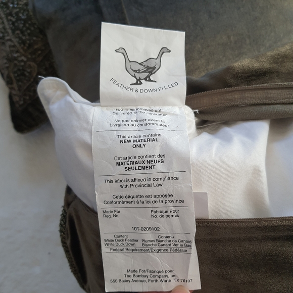 Set of 2 Bombay (16") Green Beaded Medallion Pillows Velvet Feather Down - Picture 5 of 11